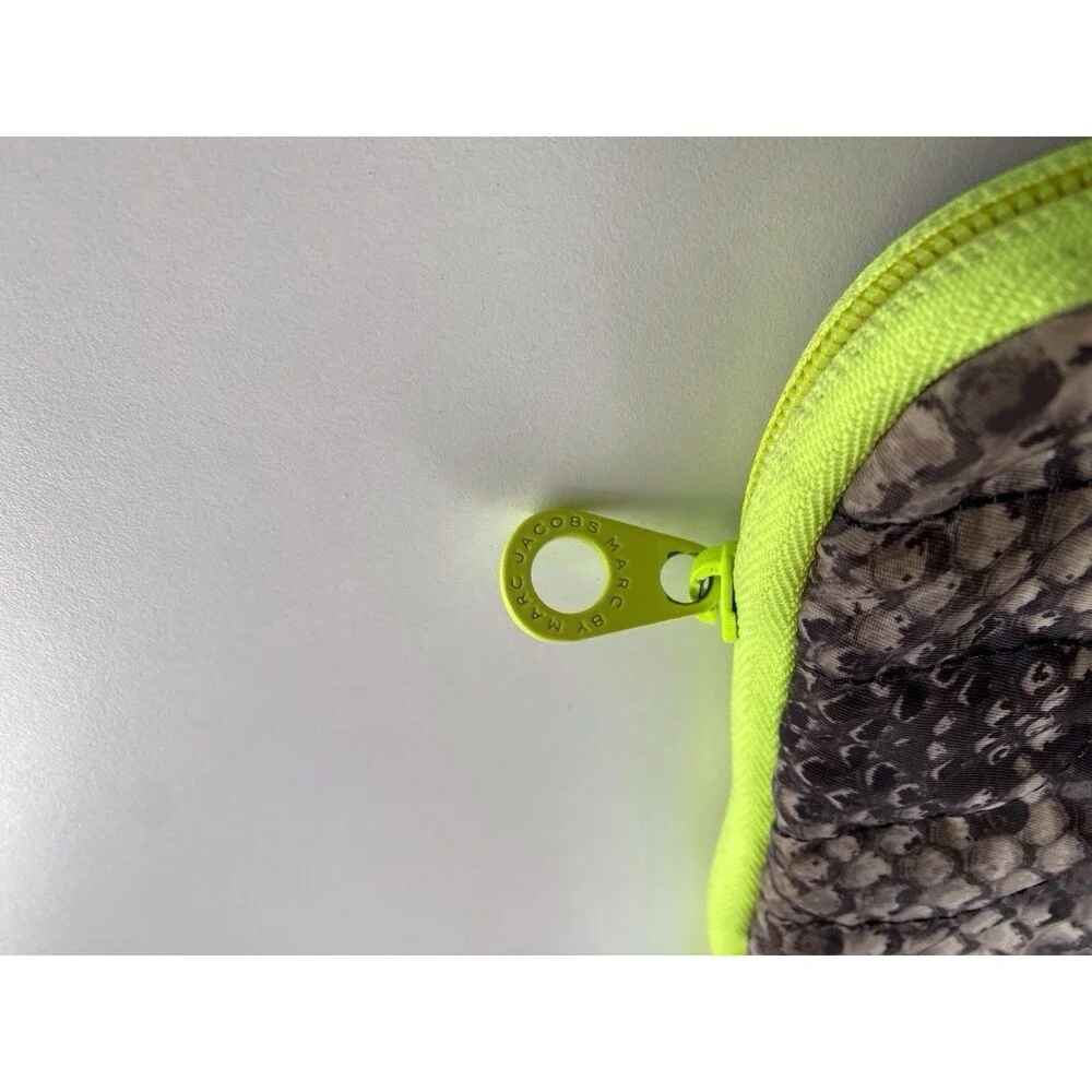 Marc Jacobs Quilted Workwear Laptop Case Sleeve Bag Clutch Python Snake Neon
